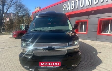 Chevrolet Express II, 2012 год, 5 700 000 рублей, 3 фотография