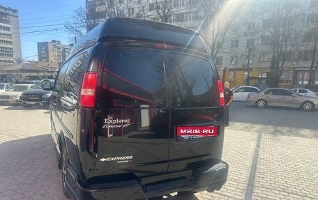 Chevrolet Express II, 2012 год, 5 700 000 рублей, 4 фотография