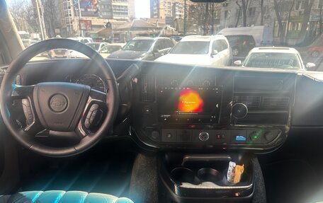 Chevrolet Express II, 2012 год, 5 700 000 рублей, 9 фотография