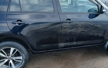 Toyota RAV4, 2011 год, 1 200 000 рублей, 2 фотография