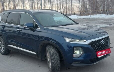 Hyundai Santa Fe III рестайлинг, 2018 год, 2 530 000 рублей, 2 фотография