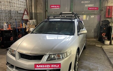 Honda Accord VII рестайлинг, 2004 год, 750 000 рублей, 1 фотография