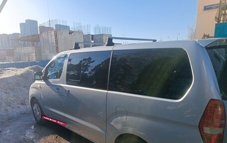 Hyundai Grand Starex Grand Starex I рестайлинг 2, 2010 год, 1 300 000 рублей, 4 фотография