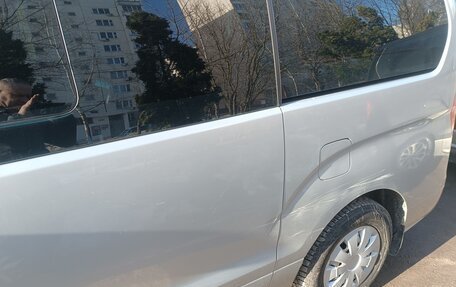 Hyundai Grand Starex Grand Starex I рестайлинг 2, 2010 год, 1 300 000 рублей, 11 фотография