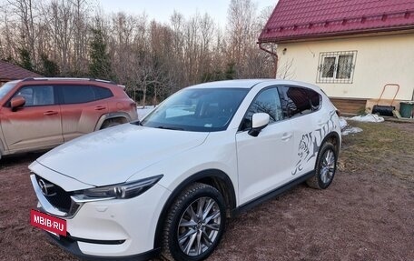 Mazda CX-5 II, 2019 год, 2 400 000 рублей, 4 фотография