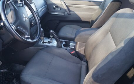 Mitsubishi Pajero IV, 2008 год, 2 390 000 рублей, 11 фотография