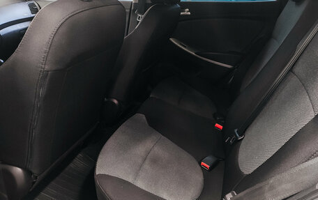 Hyundai Solaris II рестайлинг, 2011 год, 745 000 рублей, 15 фотография