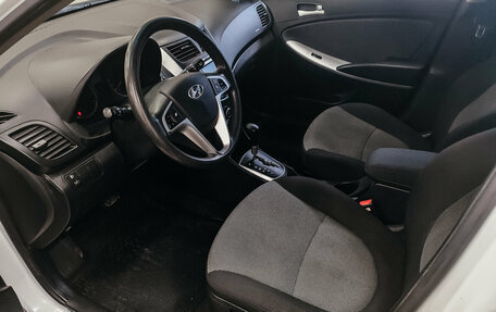 Hyundai Solaris II рестайлинг, 2011 год, 745 000 рублей, 12 фотография