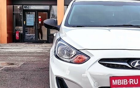 Hyundai Solaris II рестайлинг, 2011 год, 745 000 рублей, 5 фотография