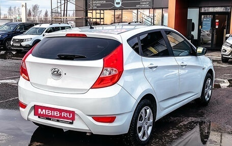 Hyundai Solaris II рестайлинг, 2011 год, 745 000 рублей, 7 фотография