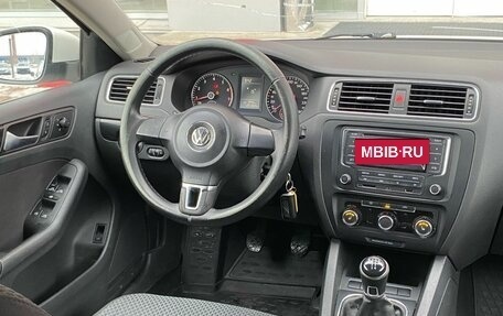 Volkswagen Jetta VI, 2013 год, 770 000 рублей, 9 фотография