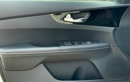 KIA Cerato IV, 2018 год, 1 899 000 рублей, 17 фотография