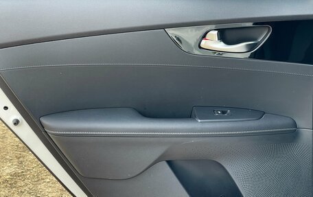 KIA Cerato IV, 2018 год, 1 899 000 рублей, 20 фотография