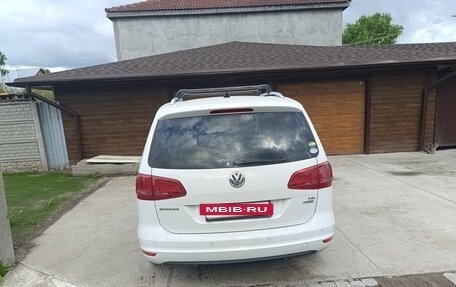 Volkswagen Sharan II, 2015 год, 1 375 000 рублей, 10 фотография