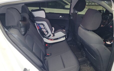 KIA Sportage IV рестайлинг, 2017 год, 2 500 000 рублей, 7 фотография