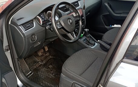 Skoda Octavia, 2017 год, 1 850 000 рублей, 6 фотография