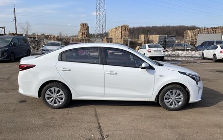 KIA Rio IV, 2020 год, 1 550 000 рублей, 4 фотография