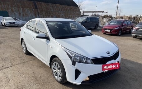 KIA Rio IV, 2020 год, 1 550 000 рублей, 3 фотография