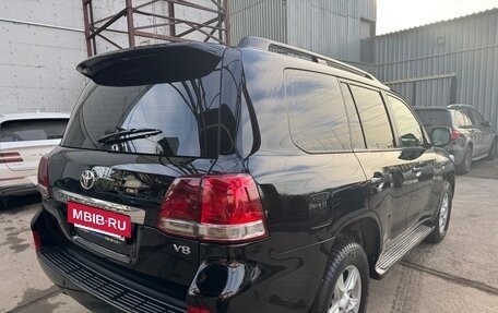 Toyota Land Cruiser 200, 2010 год, 2 390 000 рублей, 6 фотография