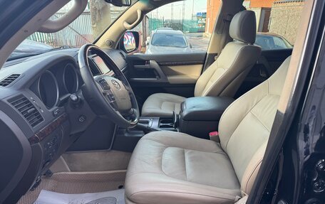 Toyota Land Cruiser 200, 2010 год, 2 390 000 рублей, 12 фотография