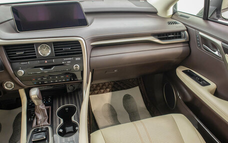 Lexus RX IV рестайлинг, 2018 год, 4 889 000 рублей, 27 фотография