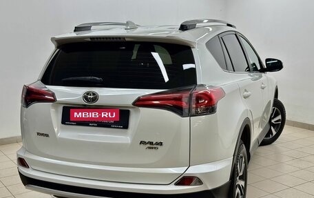 Toyota RAV4, 2017 год, 2 589 000 рублей, 9 фотография