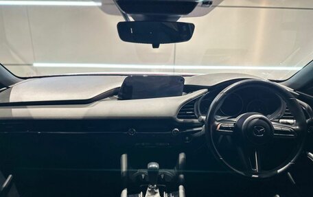 Mazda 3, 2021 год, 1 940 000 рублей, 13 фотография