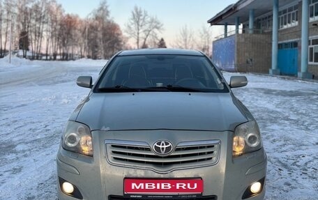 Toyota Avensis III рестайлинг, 2007 год, 880 000 рублей, 1 фотография