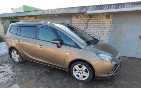 Opel Zafira C рестайлинг, 2014 год, 1 250 000 рублей, 5 фотография