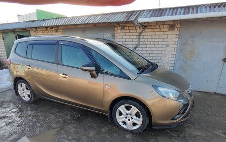 Opel Zafira C рестайлинг, 2014 год, 1 250 000 рублей, 6 фотография