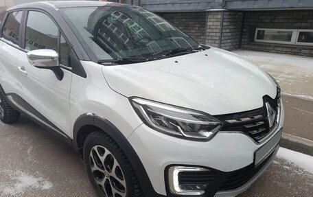 Renault Kaptur I рестайлинг, 2021 год, 1 690 000 рублей, 1 фотография