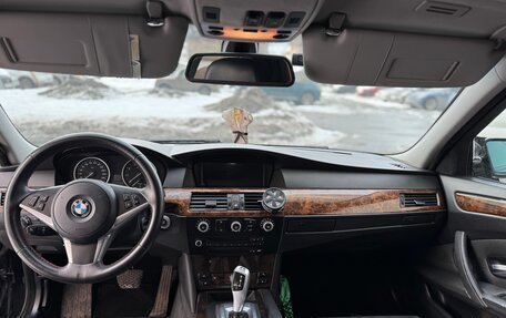 BMW 5 серия, 2008 год, 1 050 000 рублей, 10 фотография