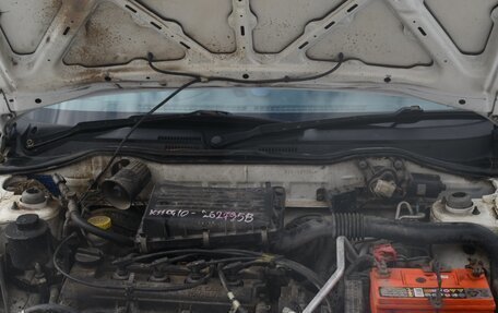 Nissan March II, 1998 год, 250 000 рублей, 6 фотография