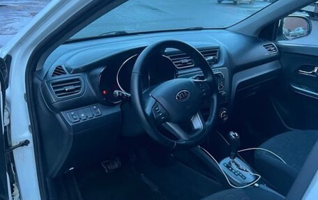 KIA Rio III рестайлинг, 2012 год, 900 000 рублей, 5 фотография