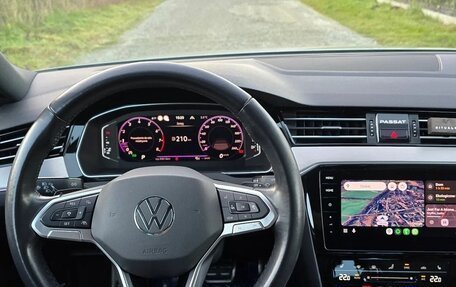Volkswagen Passat B8 рестайлинг, 2021 год, 1 870 000 рублей, 14 фотография