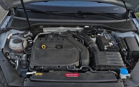 Volkswagen Passat B8 рестайлинг, 2021 год, 1 870 000 рублей, 27 фотография