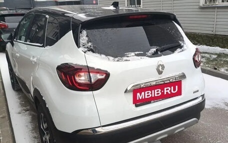 Renault Kaptur I рестайлинг, 2021 год, 1 690 000 рублей, 6 фотография