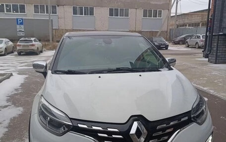 Renault Kaptur I рестайлинг, 2021 год, 1 690 000 рублей, 2 фотография