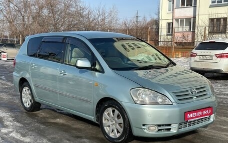 Toyota Ipsum II, 2003 год, 670 000 рублей, 2 фотография
