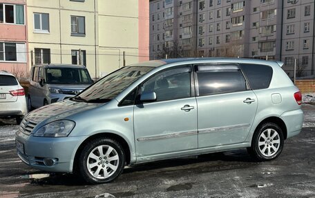 Toyota Ipsum II, 2003 год, 670 000 рублей, 11 фотография