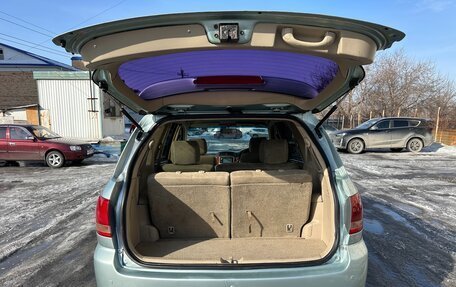 Toyota Ipsum II, 2003 год, 670 000 рублей, 14 фотография