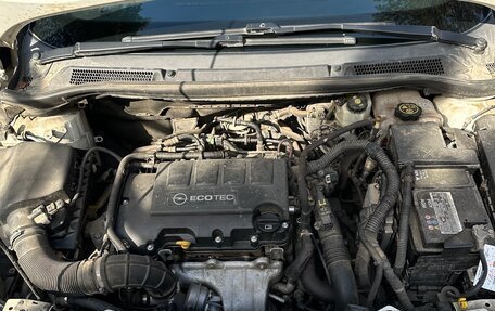 Opel Astra J, 2012 год, 850 000 рублей, 13 фотография