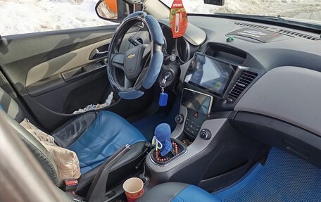 Chevrolet Cruze II, 2011 год, 580 000 рублей, 2 фотография