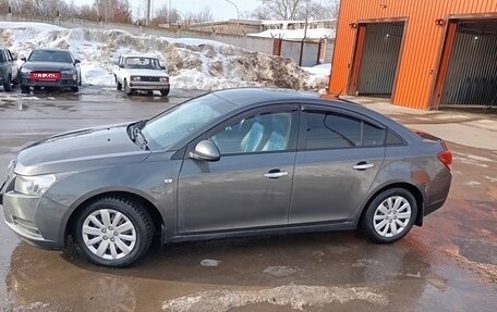 Chevrolet Cruze II, 2011 год, 580 000 рублей, 13 фотография
