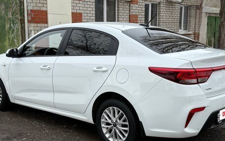 KIA Rio IV, 2018 год, 1 495 000 рублей, 8 фотография