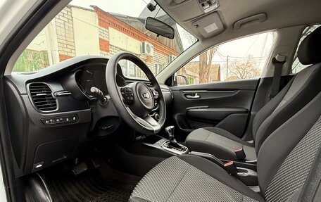 KIA Rio IV, 2018 год, 1 495 000 рублей, 12 фотография