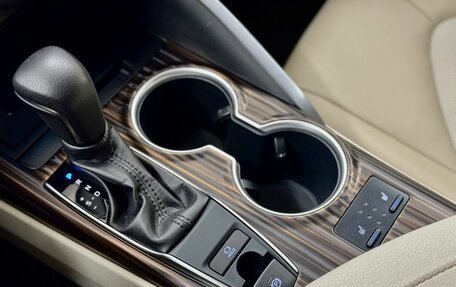 Toyota Camry, 2019 год, 3 131 000 рублей, 16 фотография