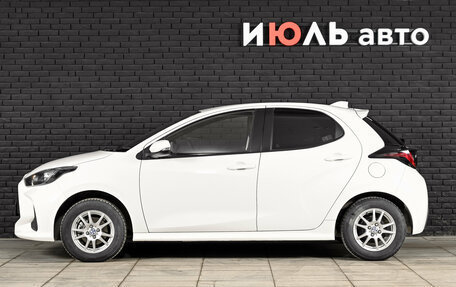 Toyota Yaris, 2021 год, 1 250 000 рублей, 7 фотография