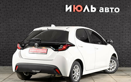 Toyota Yaris, 2021 год, 1 250 000 рублей, 4 фотография