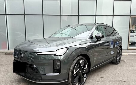 Volvo XC70, 2025 год, 6 680 000 рублей, 3 фотография